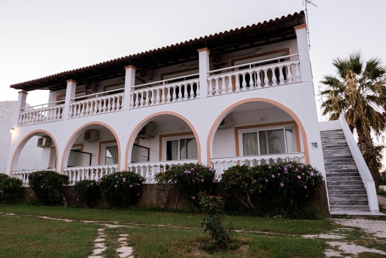 Stefanos Resort Mesongi Exterior photo
