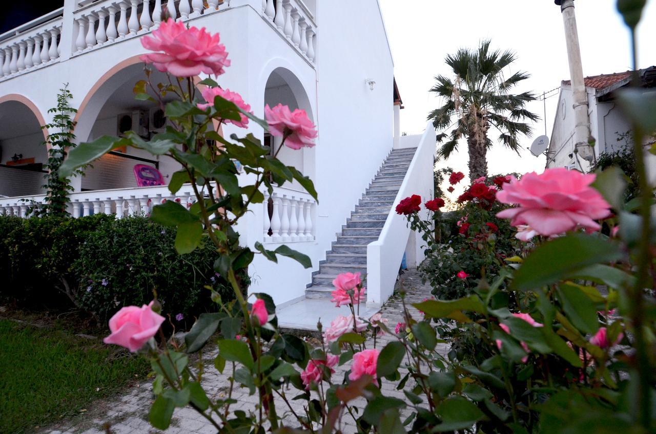 Stefanos Resort Mesongi Exterior photo